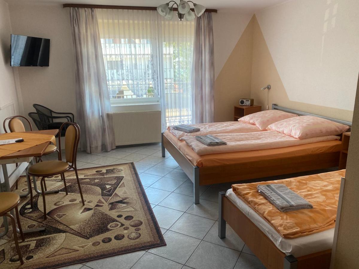 Dom Wczasowy Mrokon Grzybowo  Extérieur photo